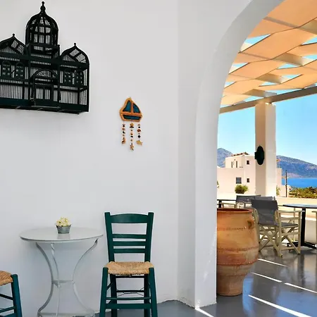 Petros * Koufonisia