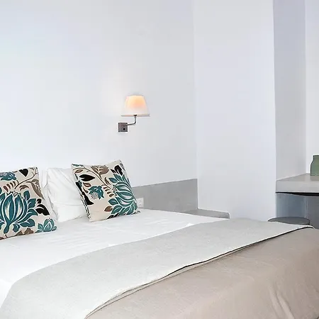 Petros Guest house