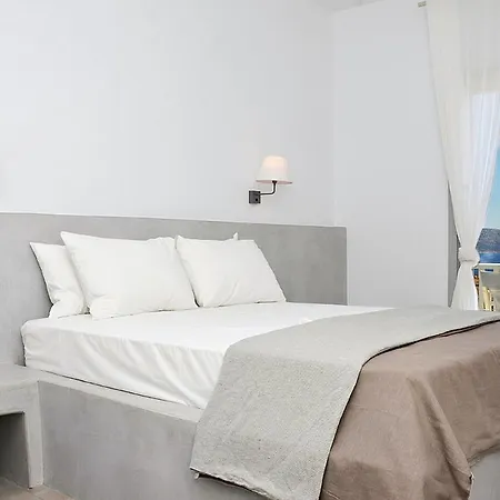 Petros Guest house *