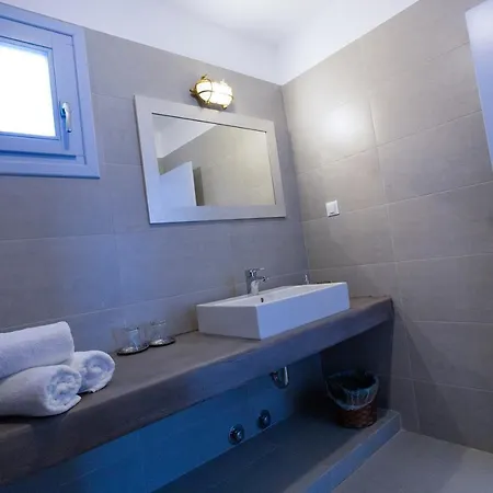 Petros Guest house
